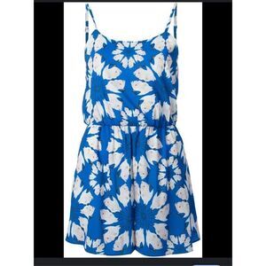 Alice + Olivia floral cami square neckline spaghetti strap romper XS